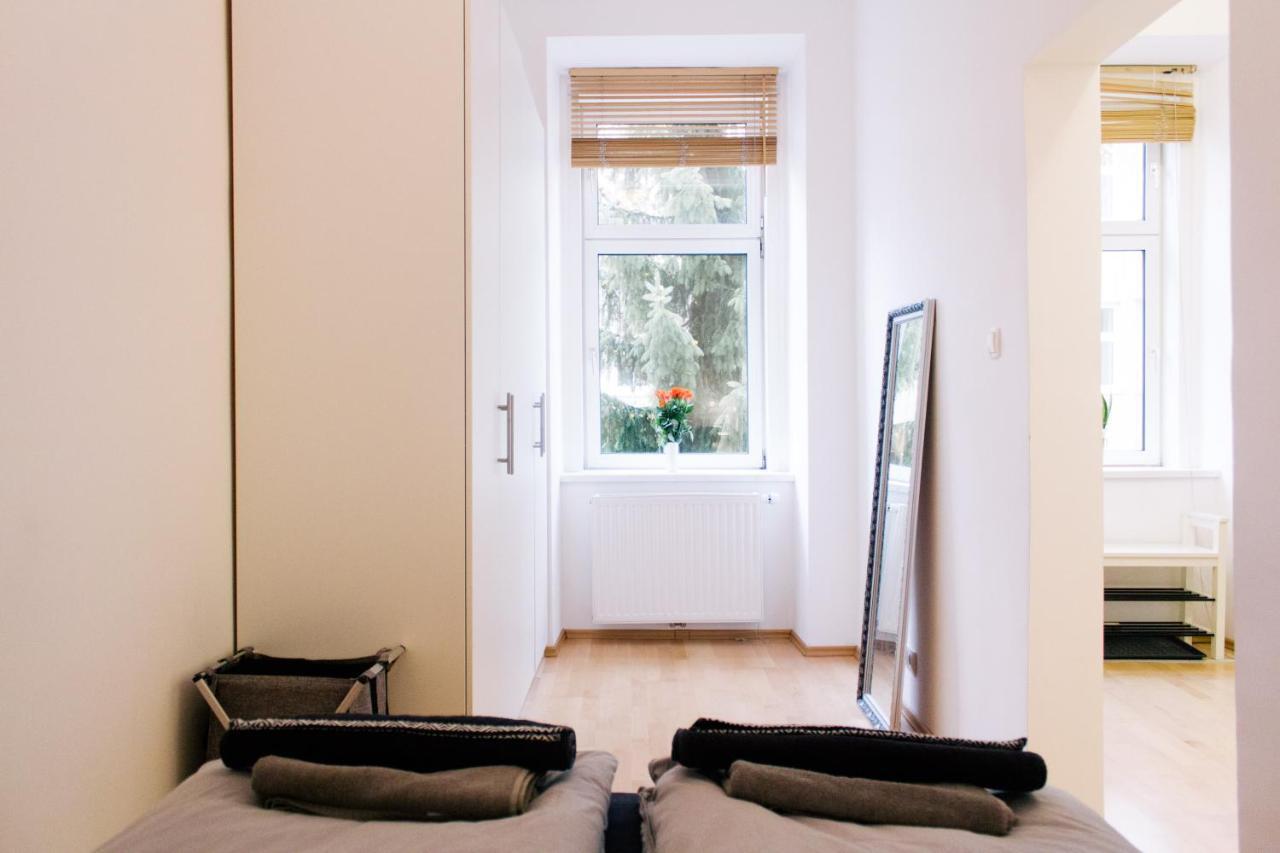 Bright, Central And Stylish City Apartment Вена Экстерьер фото